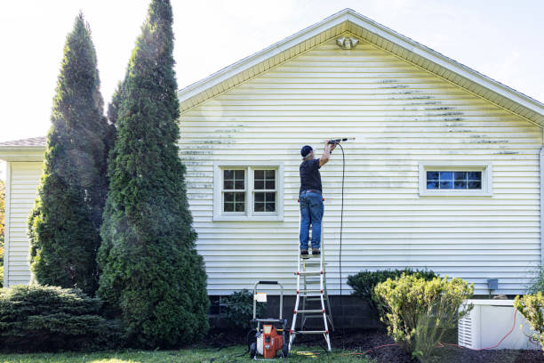 Best Animal Enclosure Cleaning  in Choctaw Lake, OH